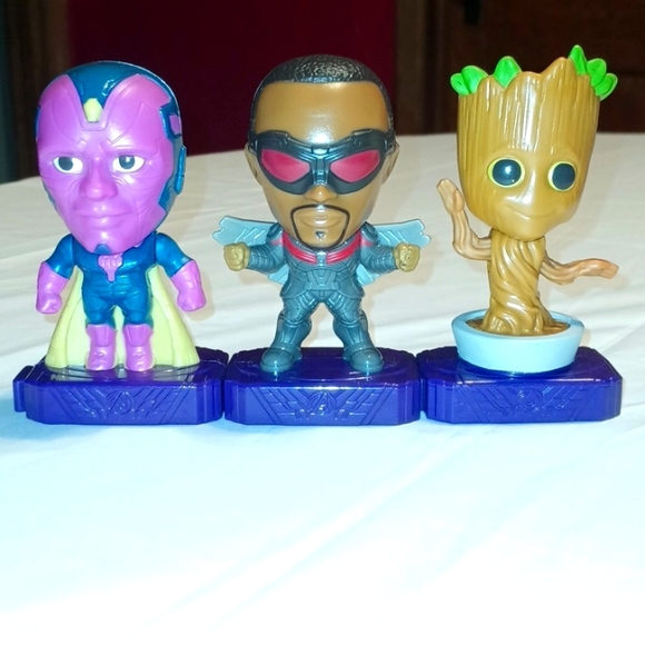 Marvel Avengers MacDonald toys lot of 3 - Picture 1 of 5